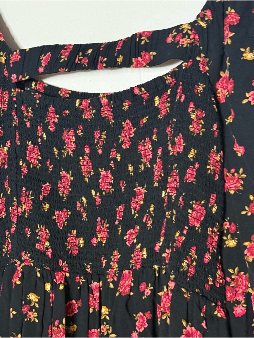 Old Navy Floral Smocked Long Puff Sleeve Square neck Dress Size XL Black Red - Picture 9 of 13